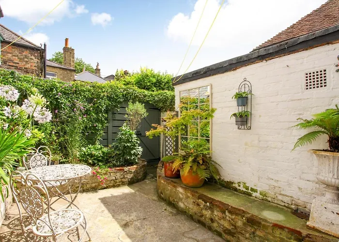 Newgate House, Sandwich
